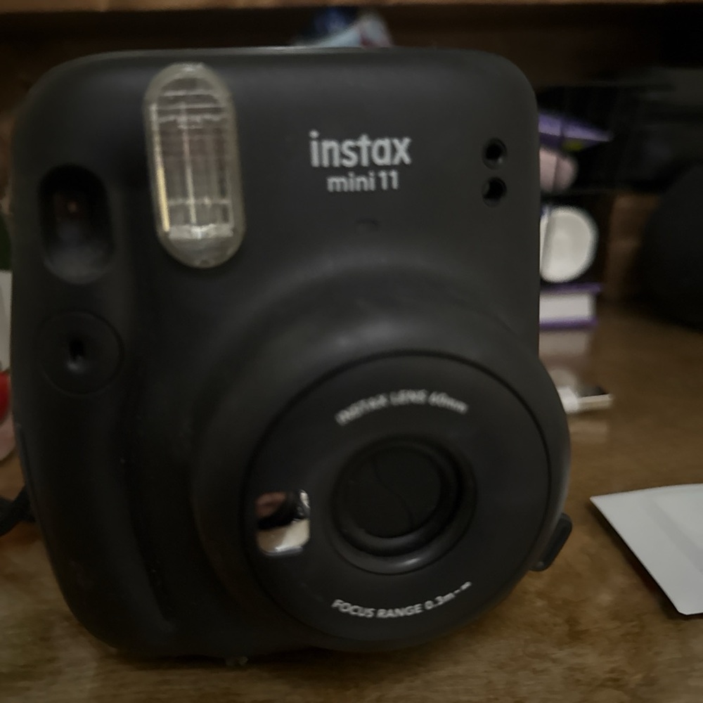 instax mini 11 with case